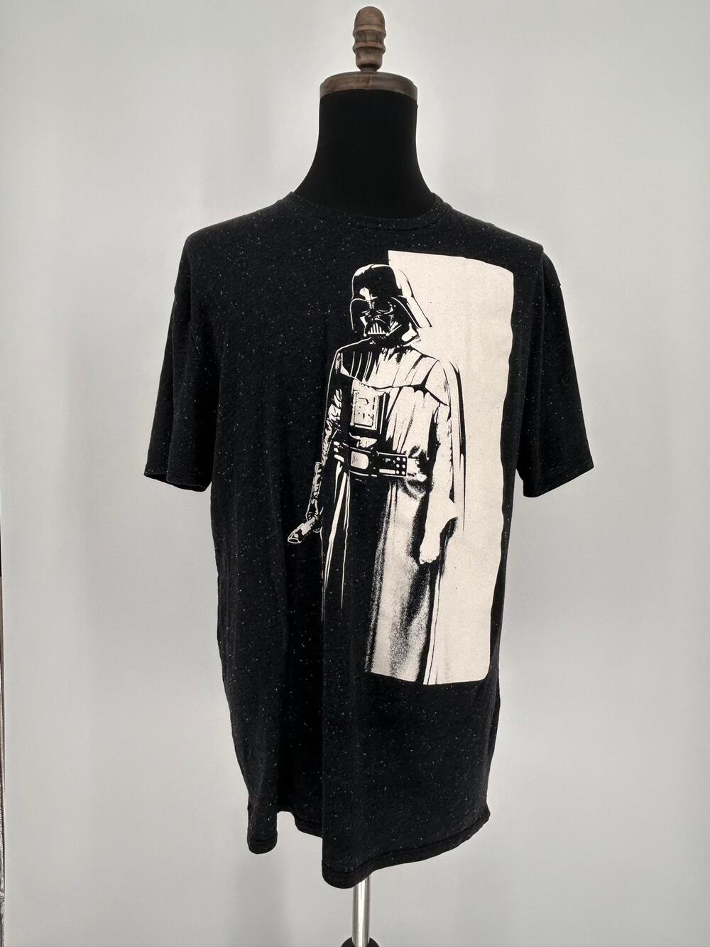 Fifth Sun Star Wars Darth Vader Graphic T-Shirt Men's XL Black Speckled